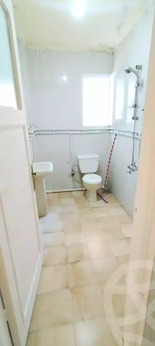 https://aqarmap.com.eg/ar/listing/7159435-for-rent-alexandria-bahray-el-anfoshy-mowafi-st
