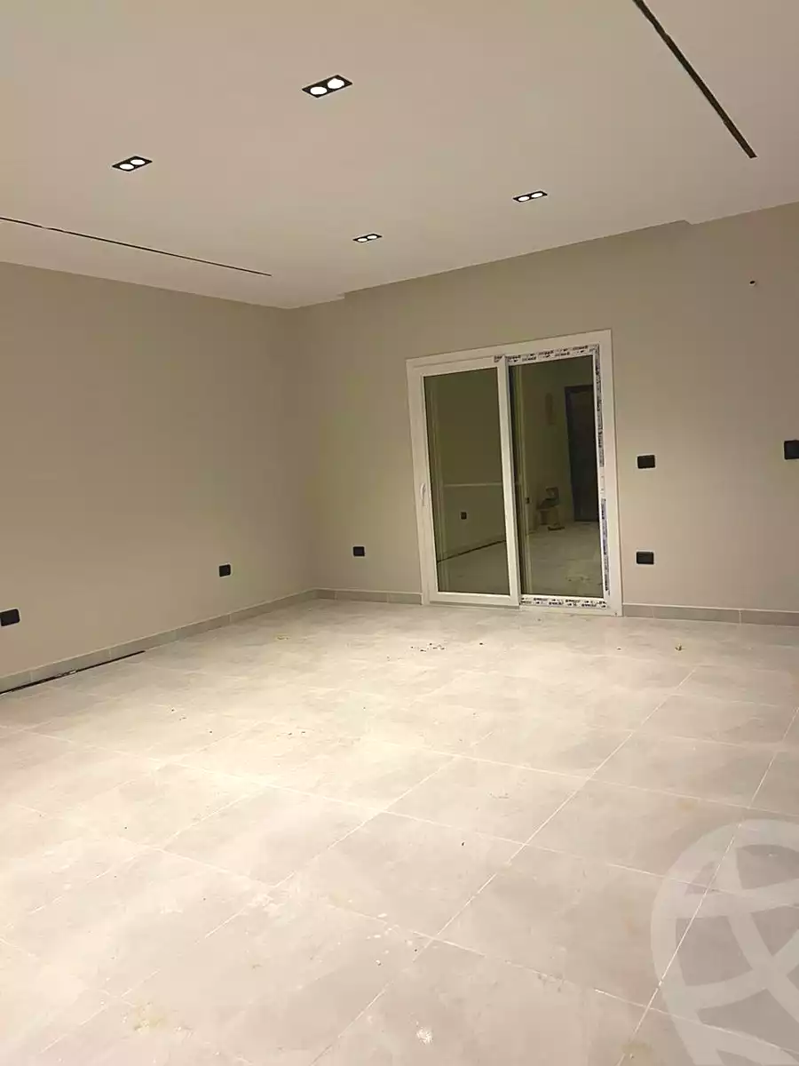 https://aqarmap.com.eg/ar/listing/7236922-for-sale-cairo-el-sheikh-zayed-city-el-hay-elsades-ashaer