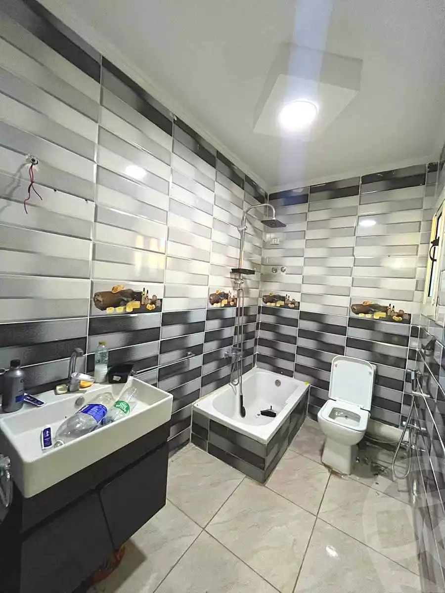 https://aqarmap.com.eg/ar/listing/7237005-for-sale-alexandria-al-agamy-lbytsh