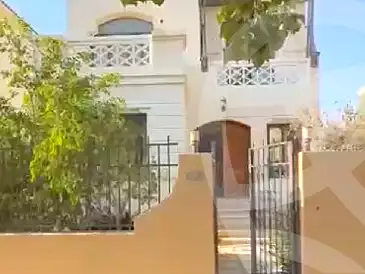 https://aqarmap.com.eg/ar/listing/7212985-for-sale-cairo-new-cairo-compounds-hyde-park-centre-ville-hyde-park