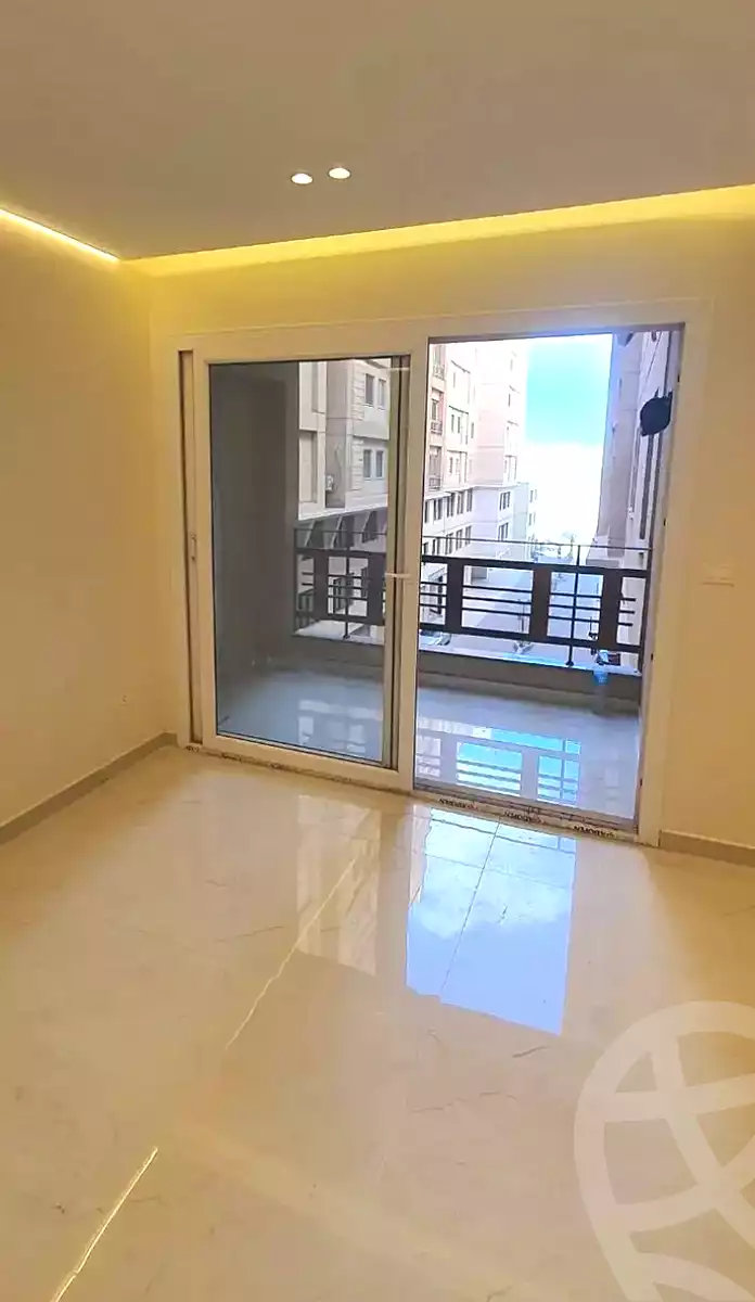 https://aqarmap.com.eg/ar/listing/7237476-for-rent-alexandria-smouha-compounds-in-smouha