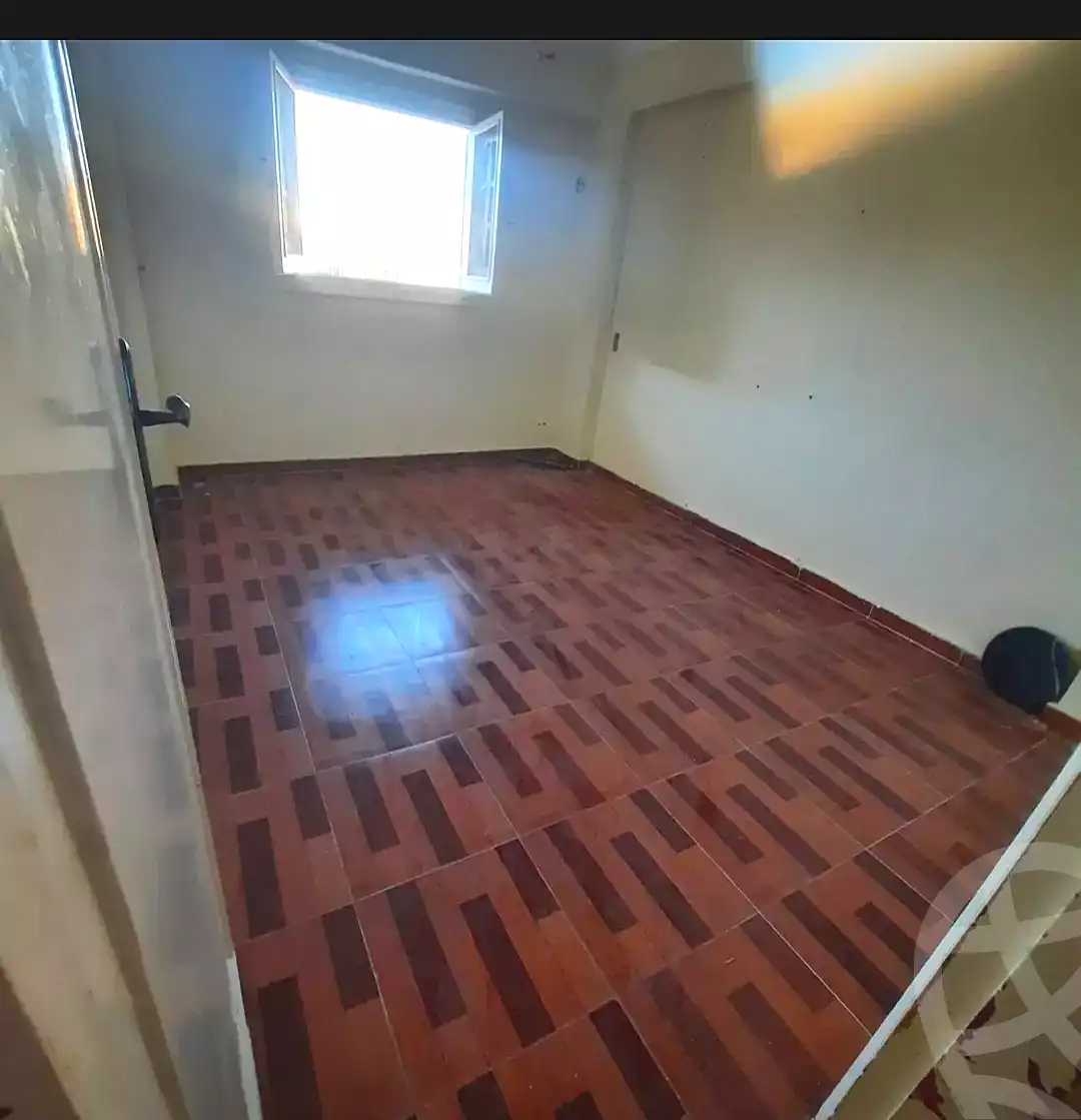 https://aqarmap.com.eg/en/listing/7235836-for-sale-alexandria-al-agamy-el-hanouvel-al-asdakaa-st