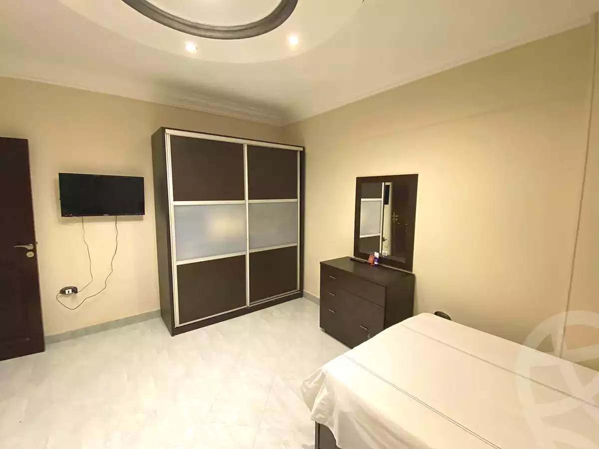 https://aqarmap.com.eg/ar/listing/7237780-for-rent-cairo-6th-of-october-el-ahyaa-neighborhood-4th-neighbourhood-2