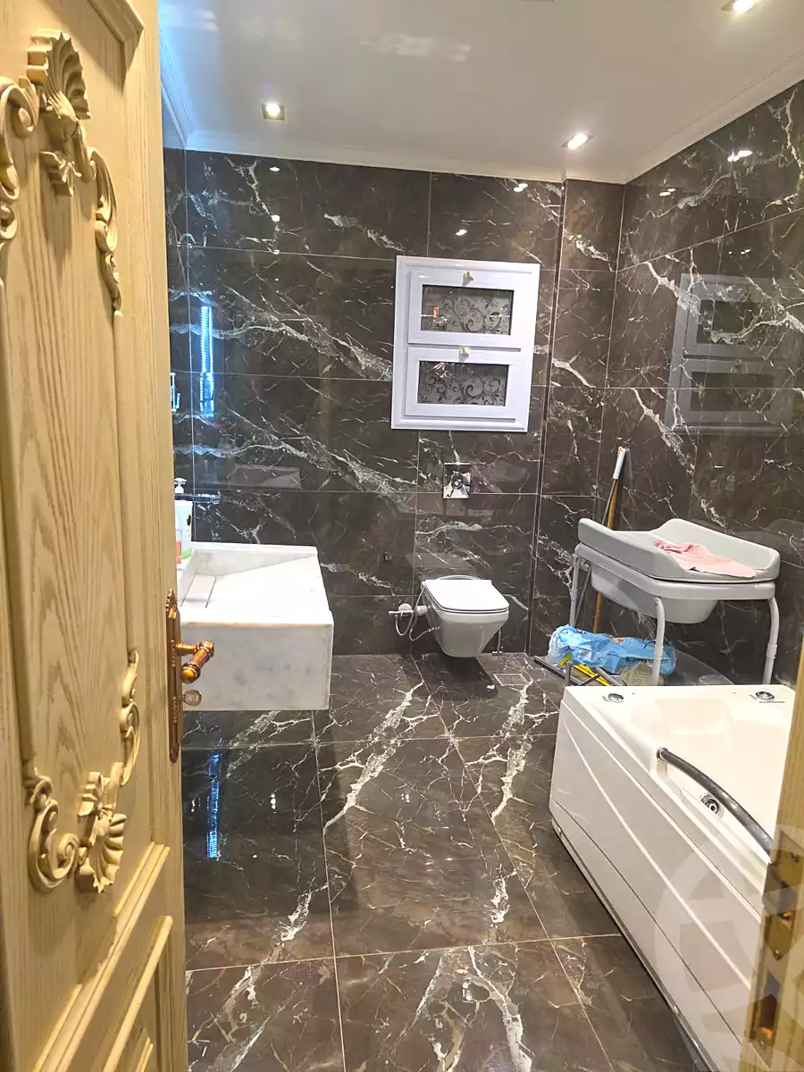 https://aqarmap.com.eg/en/listing/7237861-for-sale-cairo-new-cairo-el-narges-el-narges-1-tayar-zoheir-shalabi-st