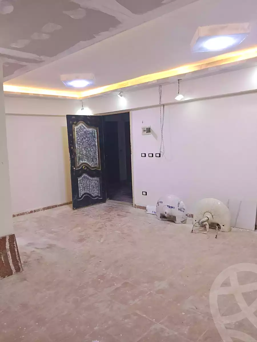 https://aqarmap.com.eg/en/listing/7229662-for-rent-alexandria-al-agamy-el-hanouvel-radwan-st