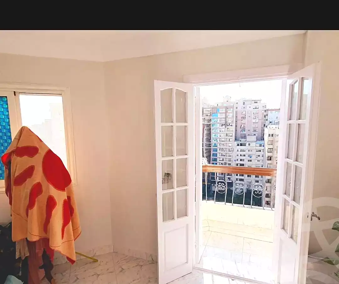 https://aqarmap.com.eg/en/listing/7235788-for-sale-alexandria-ganaklis-shr-bw-qyr-tryq-lhry