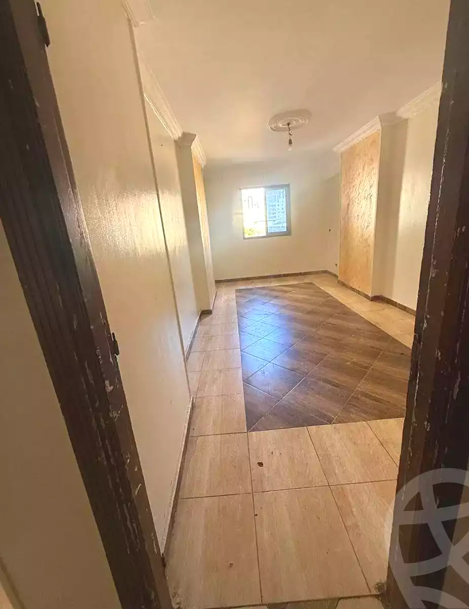 https://aqarmap.com.eg/ar/listing/7238065-for-sale-alexandria-sydy-bshr-sydy-bshr-bhry-gamal-abd-el-nasir-st