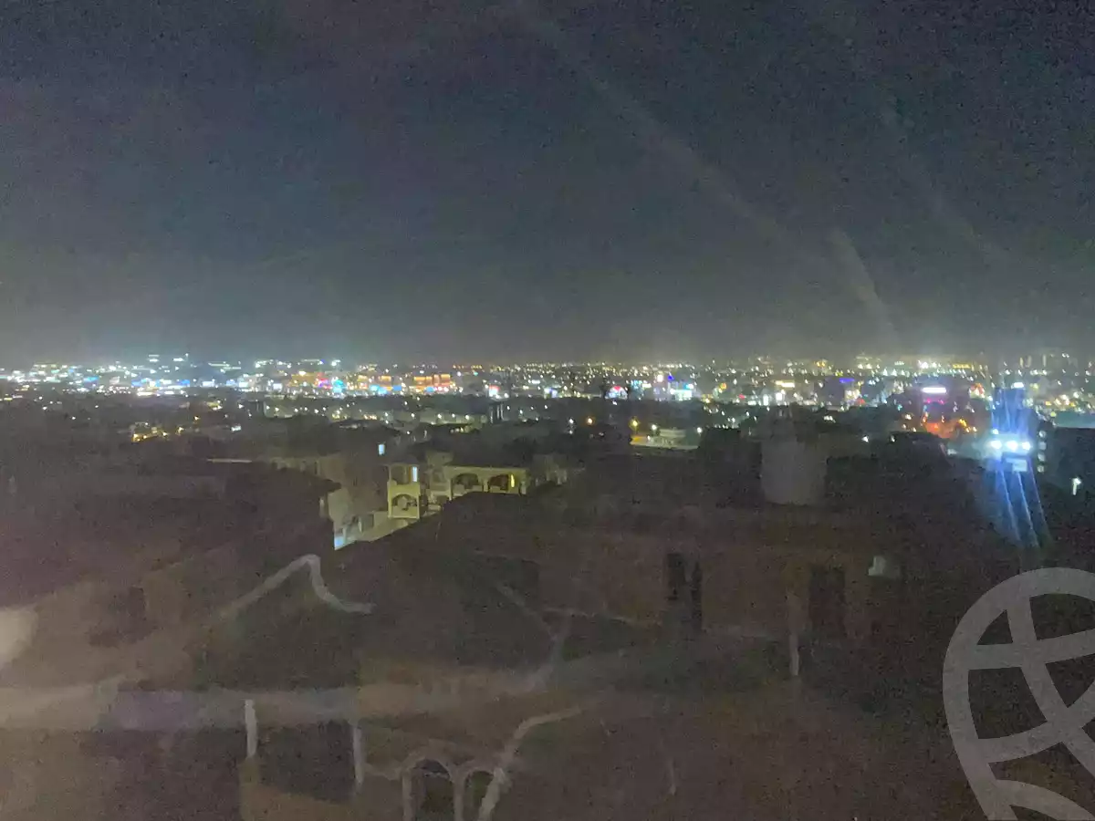 https://aqarmap.com.eg/en/listing/7238121-for-sale-cairo-el-sheikh-zayed-city-compounds-el-khamayel