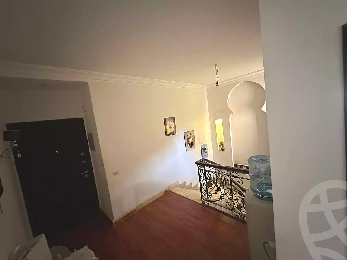 3 BR Duplex in Dream Land, photo 4 of 5