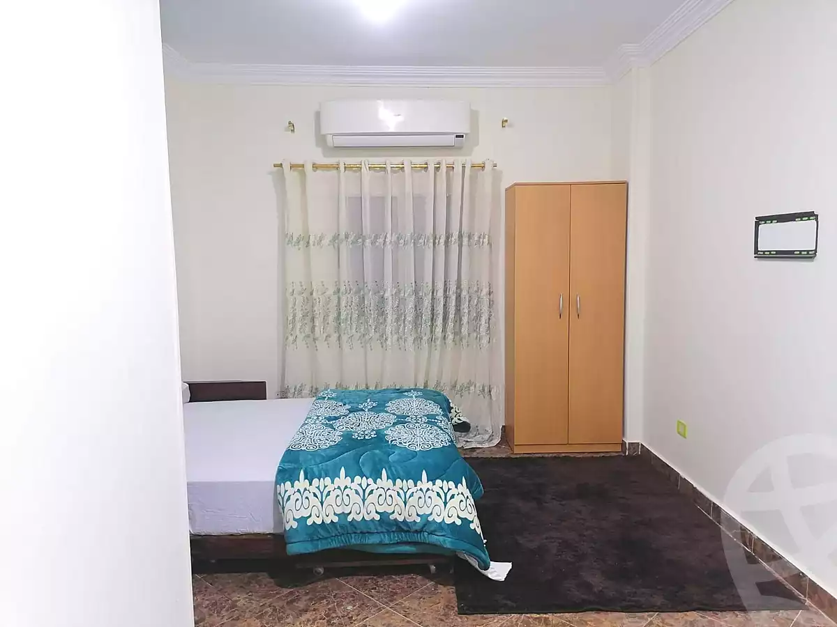 https://aqarmap.com.eg/ar/listing/7238152-for-rent-cairo-el-sheikh-zayed-city-el-hay-elthamen-area-1