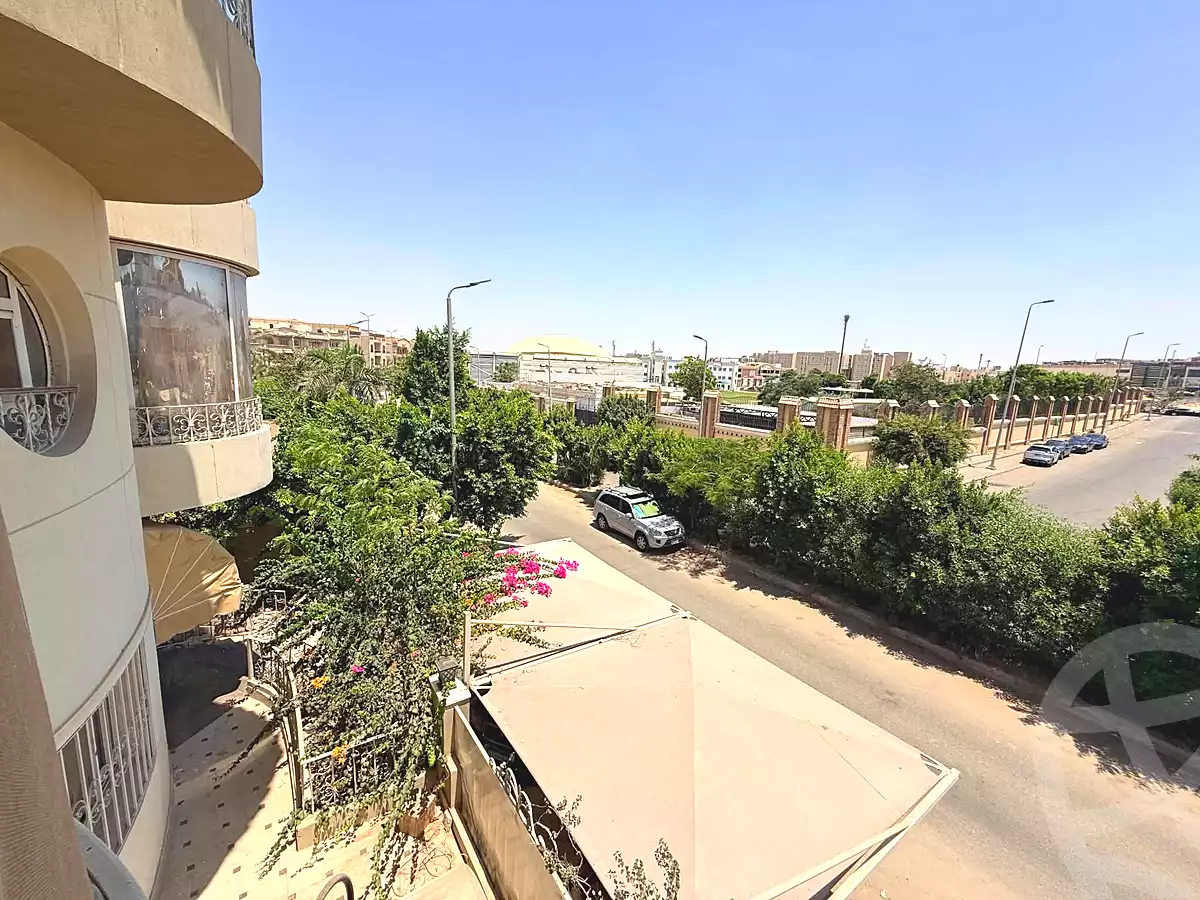 https://aqarmap.com.eg/ar/listing/7238209-for-sale-cairo-new-cairo-el-ahyaa-first-neighborhood-omar-ibn-abd-el-aziz-st
