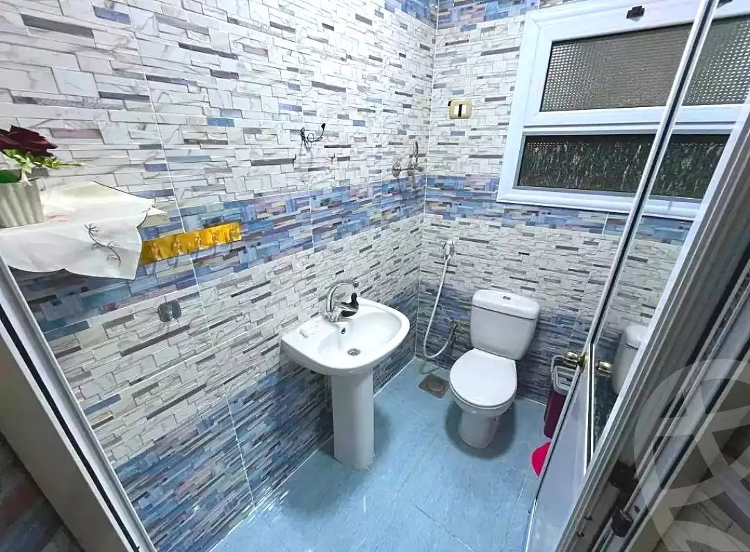 https://aqarmap.com.eg/ar/listing/7238457-for-sale-alexandria-al-agamy-lbytsh-shahr-al-assal-st