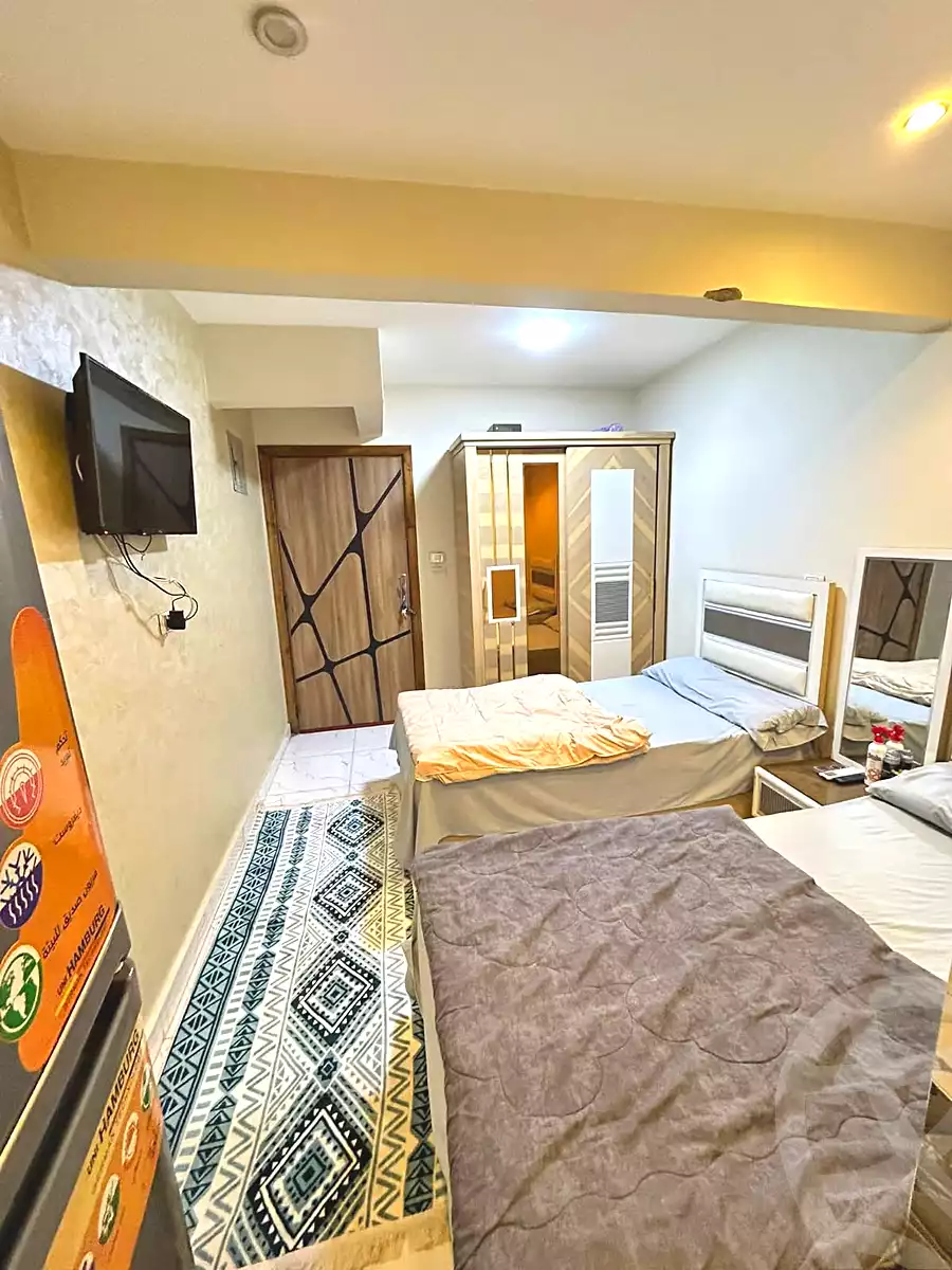 https://aqarmap.com.eg/ar/listing/7238510-for-sale-cairo-6th-of-october-el-ahyaa-neighborhood-1st-eighth-neighborhood