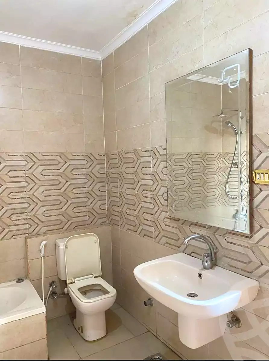 https://aqarmap.com.eg/ar/listing/7238707-for-sale-cairo-el-haram-shareaa-khatem-el-morsalen