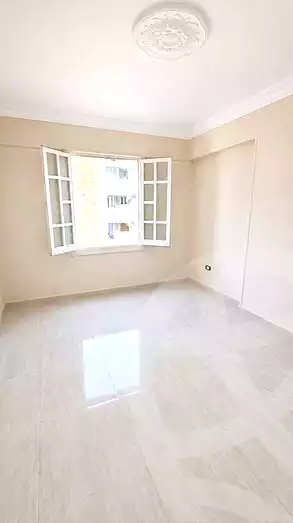 https://aqarmap.com.eg/ar/listing/7238945-for-sale-alexandria-el-mandara