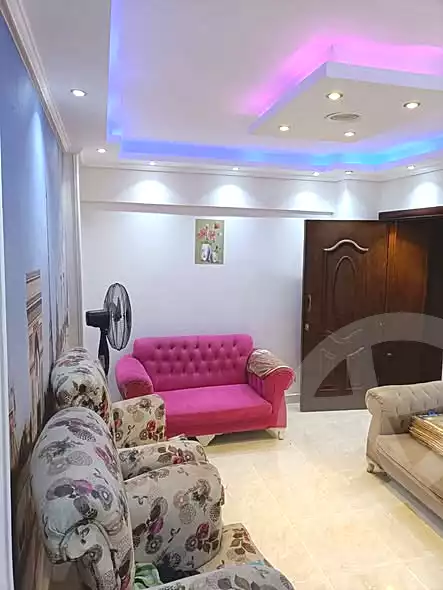 https://aqarmap.com.eg/ar/listing/7239173-for-rent-alexandria-miami