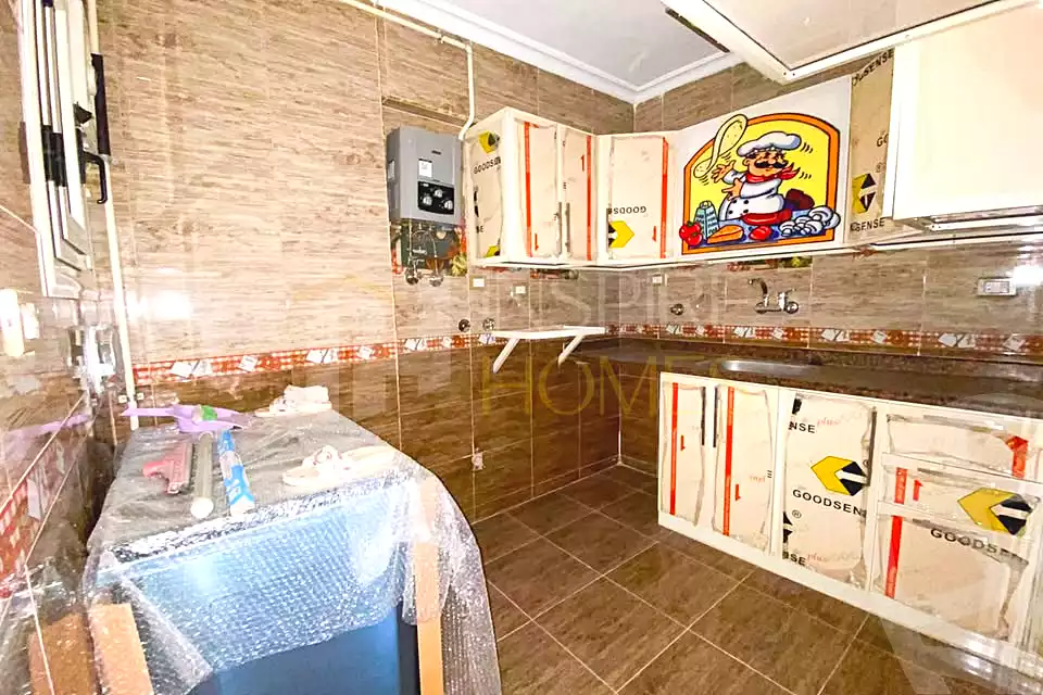 https://aqarmap.com.eg/ar/listing/7239271-for-sale-alexandria-sydy-bshr-sydy-bshr-bhry-shr-mhmwd-l-yswy