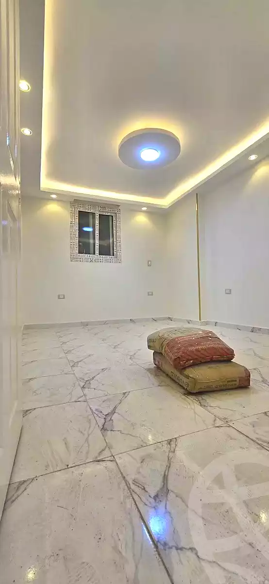 https://aqarmap.com.eg/ar/listing/7239400-for-sale-cairo-helwan-mohamed-sayed-ahmed-st