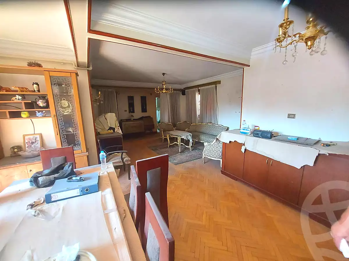 https://aqarmap.com.eg/ar/listing/7239404-for-sale-cairo-helwan-helwan-el-sharkeya-mostafa-safwat-st