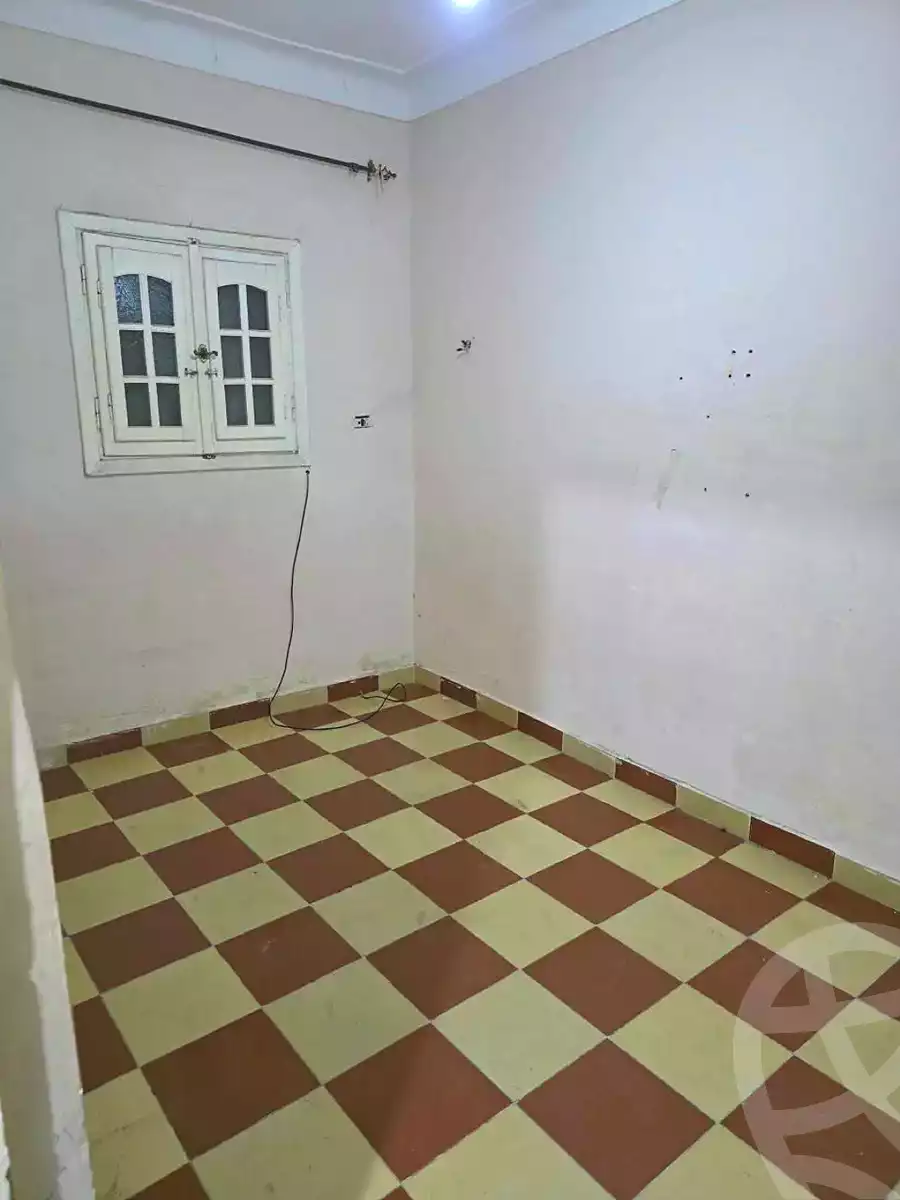 https://aqarmap.com.eg/ar/listing/7239460-for-sale-alexandria-moharram-bey-moharram-bek-st