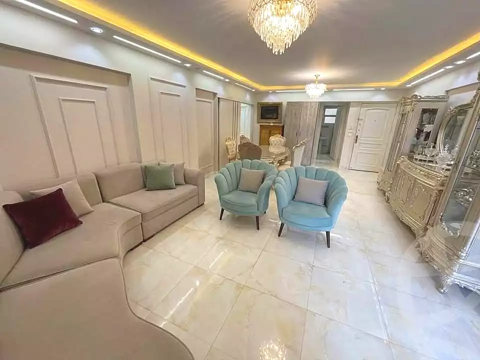 https://aqarmap.com.eg/ar/listing/7239679-for-sale-alexandria-moharram-bey
