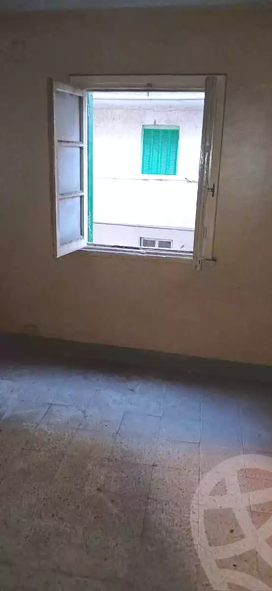 https://aqarmap.com.eg/ar/listing/7239803-for-sale-alexandria-sydy-bshr-sydy-bshr-bhry-el-shaheed-abdallah-abd-el-mohsen St.