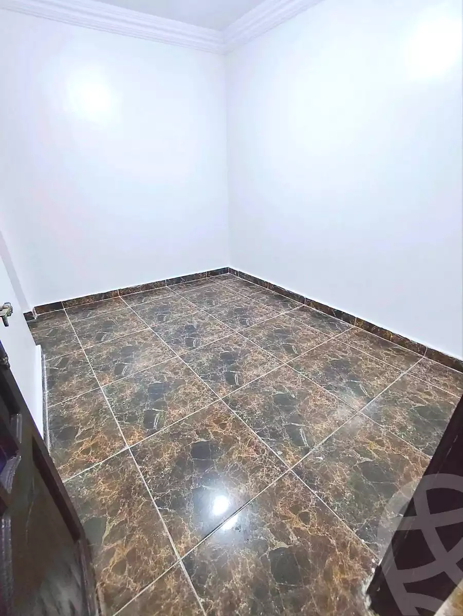 https://aqarmap.com.eg/ar/listing/7239826-for-sale-alexandria-el-asafra-l-sfr-qbly