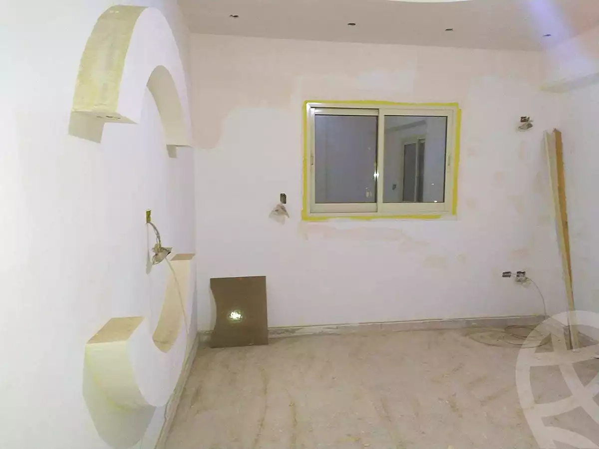 https://aqarmap.com.eg/ar/listing/7240049-for-sale-cairo-faisal-kafr-tohormos-queen-nazli-st
