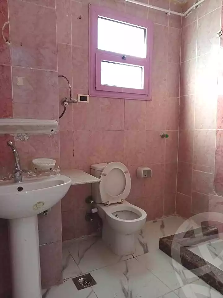 https://aqarmap.com.eg/ar/listing/7240164-for-sale-alexandria-sydy-bshr-sydy-bshr-bhry-mohamed-el-srafi-st.