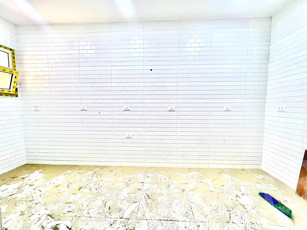https://aqarmap.com.eg/ar/listing/7240364-for-sale-cairo-new-cairo-first-settlement-mhwr-mstfy-kml