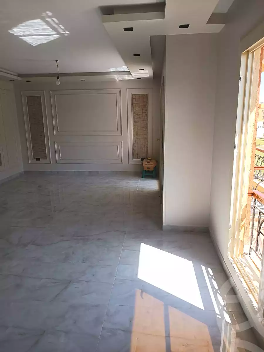 https://aqarmap.com.eg/ar/listing/7240384-for-sale-cairo-el-sheikh-zayed-city-compounds-el-khamayel
