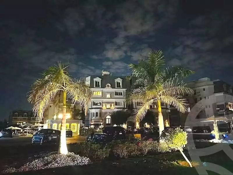 https://aqarmap.com.eg/ar/listing/7240719-for-sale-cairo-new-cairo-compounds-mountain-view-hyde-park