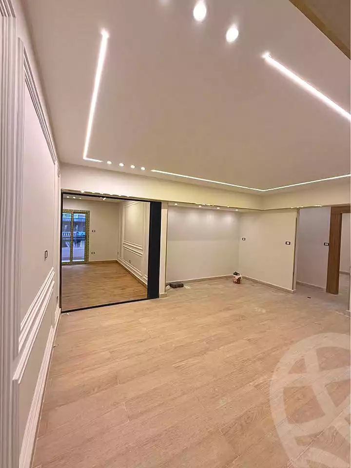 https://aqarmap.com.eg/en/listing/7240865-for-sale-alexandria-miami-shr-jml-bd-lnsr