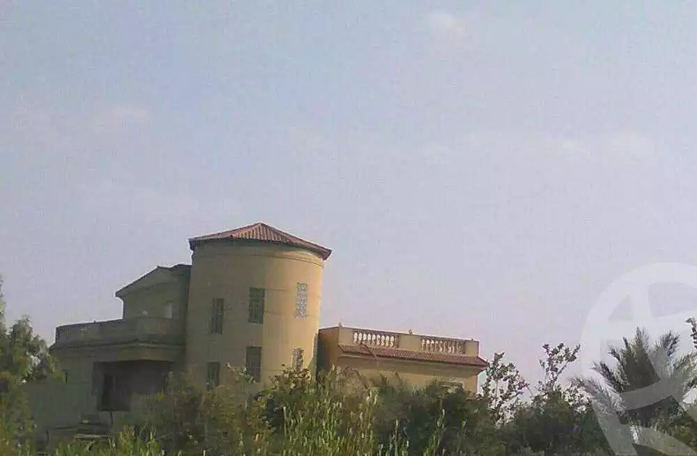 https://aqarmap.com.eg/ar/listing/7241051-for-sale-cairo-el-sheikh-zayed-city-lshykh-zyd-ljdyd-ofok-1