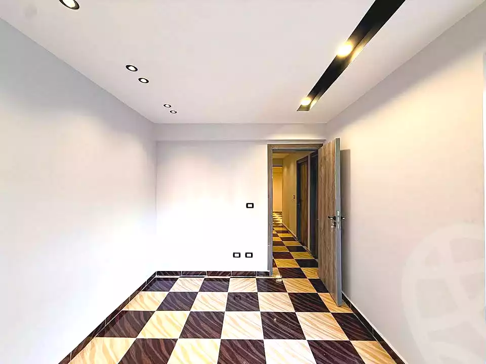 https://aqarmap.com.eg/ar/listing/7241435-for-sale-alexandria-sydy-bshr