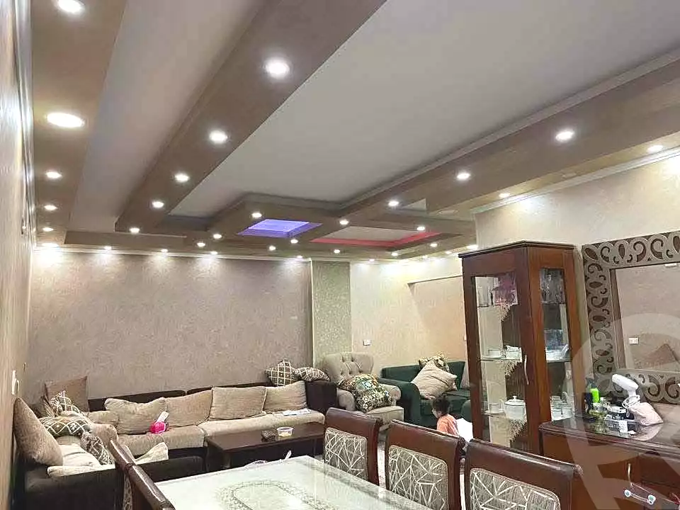 https://aqarmap.com.eg/en/listing/7241454-for-sale-cairo-helwan-mahmoud-zaki-st
