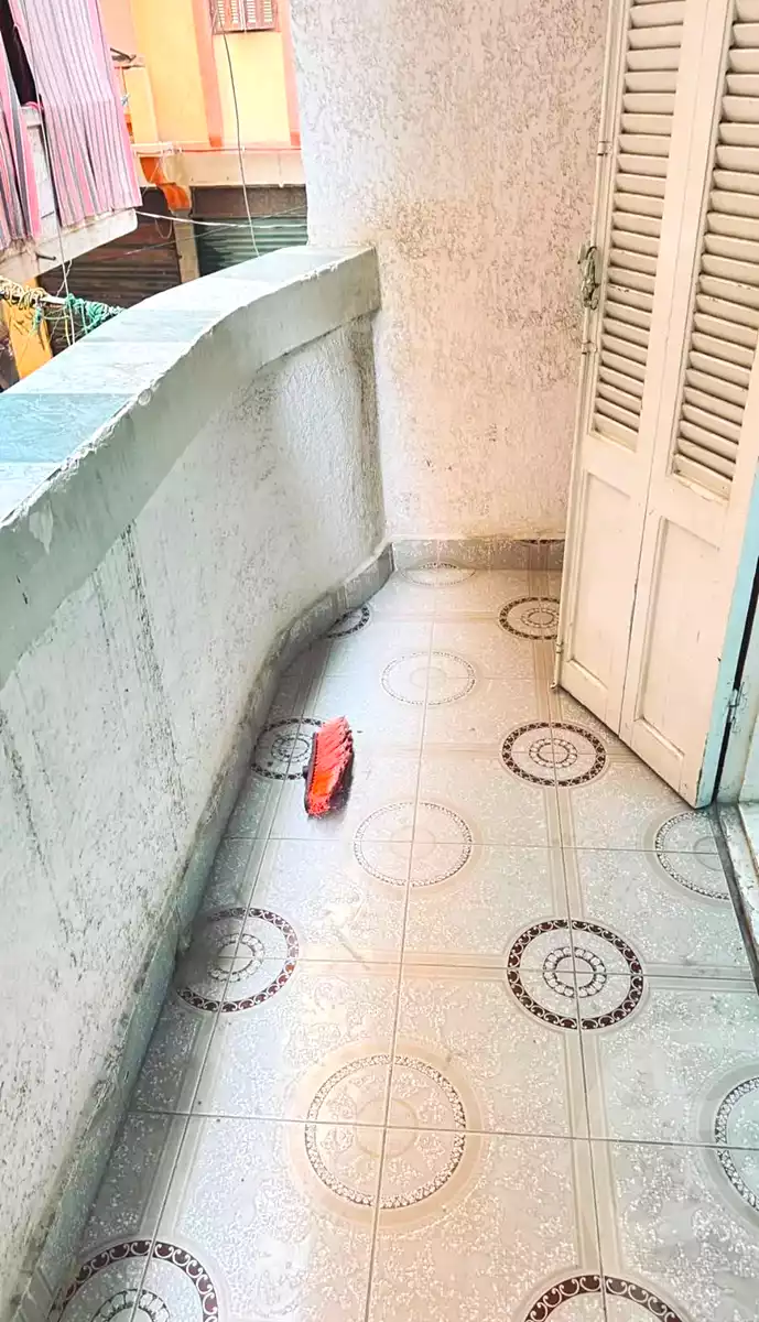 https://aqarmap.com.eg/en/listing/7241920-for-sale-alexandria-al-agamy-el-hanouvel-el-kholafaa-el-rashdeen-st