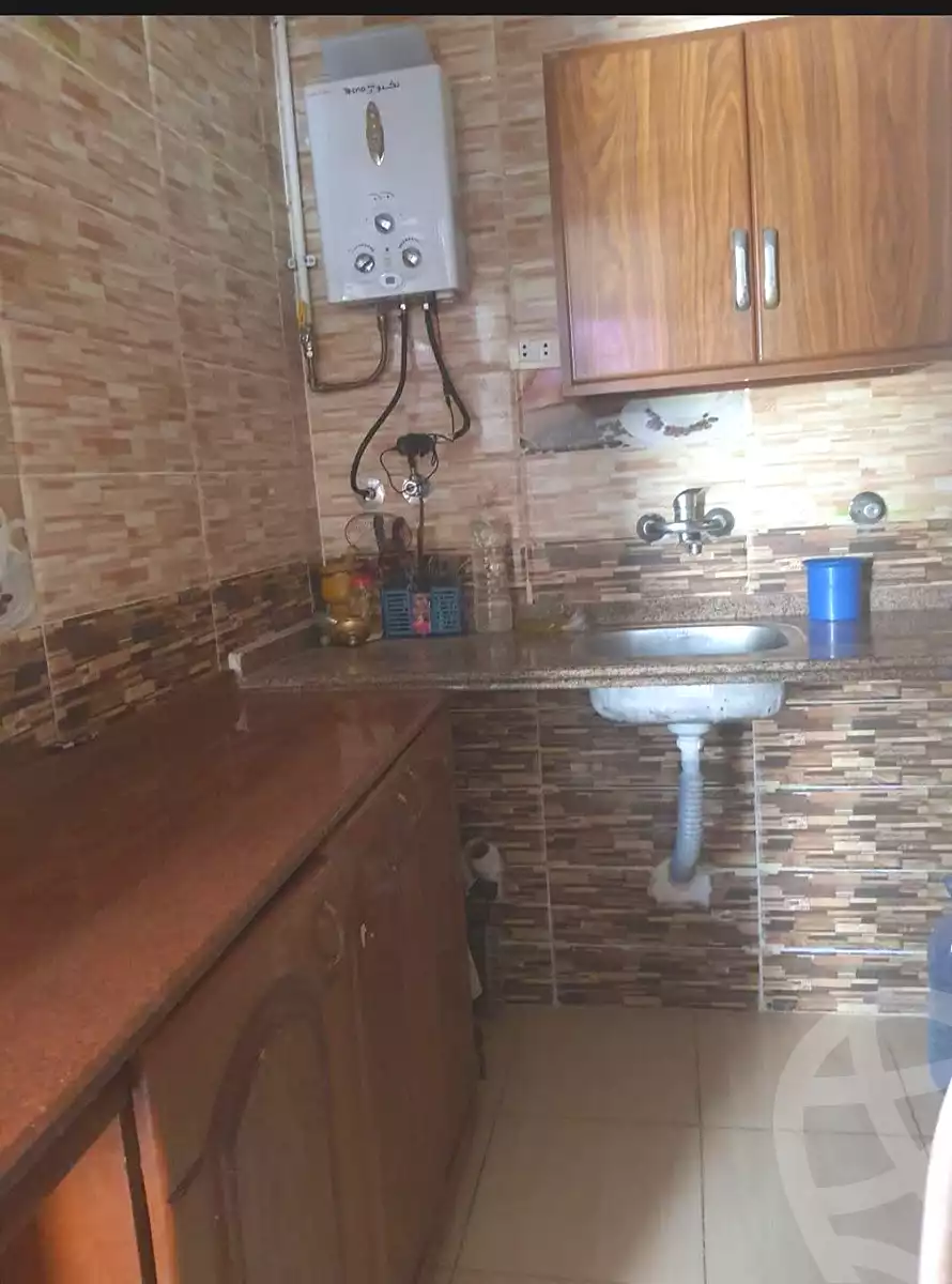 https://aqarmap.com.eg/en/listing/7242021-for-rent-alexandria-al-agamy-el-hanouvel