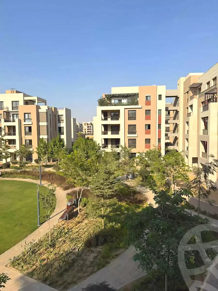https://aqarmap.com.eg/ar/listing/7242143-for-sale-cairo-new-cairo-compounds-district-5-club-residence-apartments-district-5