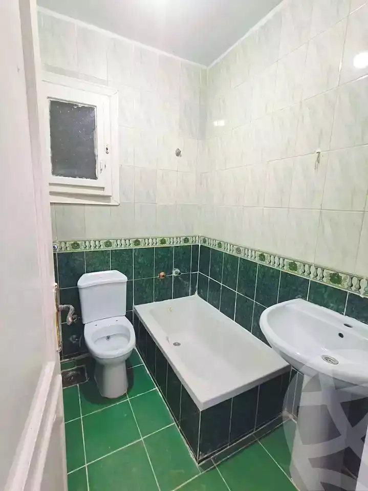 https://aqarmap.com.eg/ar/listing/7242184-for-sale-alexandria-al-agamy-shataa-el-nakheel