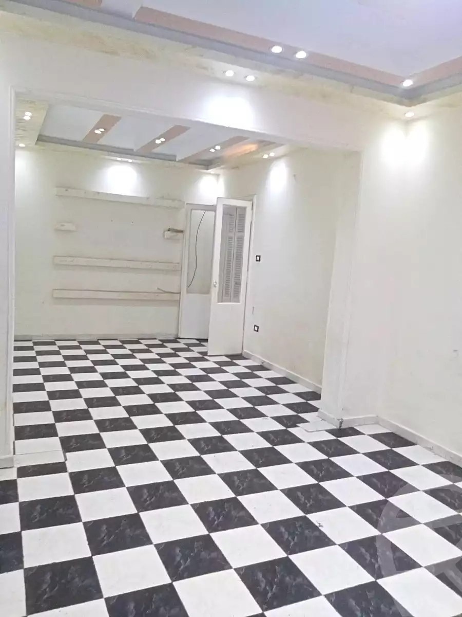 https://aqarmap.com.eg/ar/listing/7242342-for-rent-alexandria-miami