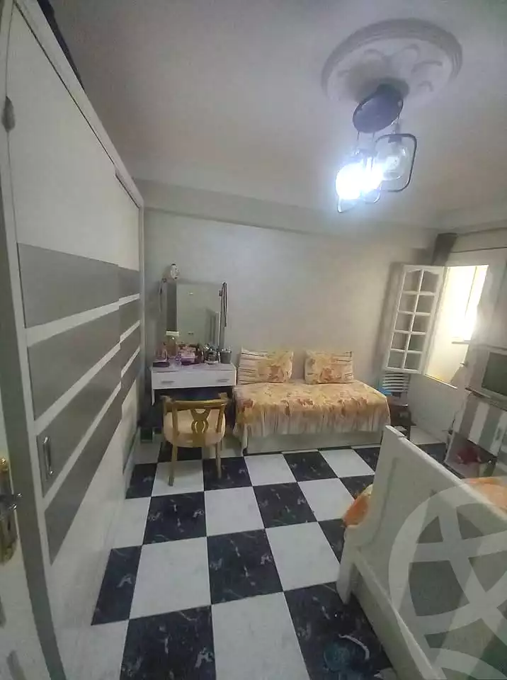 https://aqarmap.com.eg/ar/listing/7242374-for-sale-alexandria-alhadara-new-el-hadra