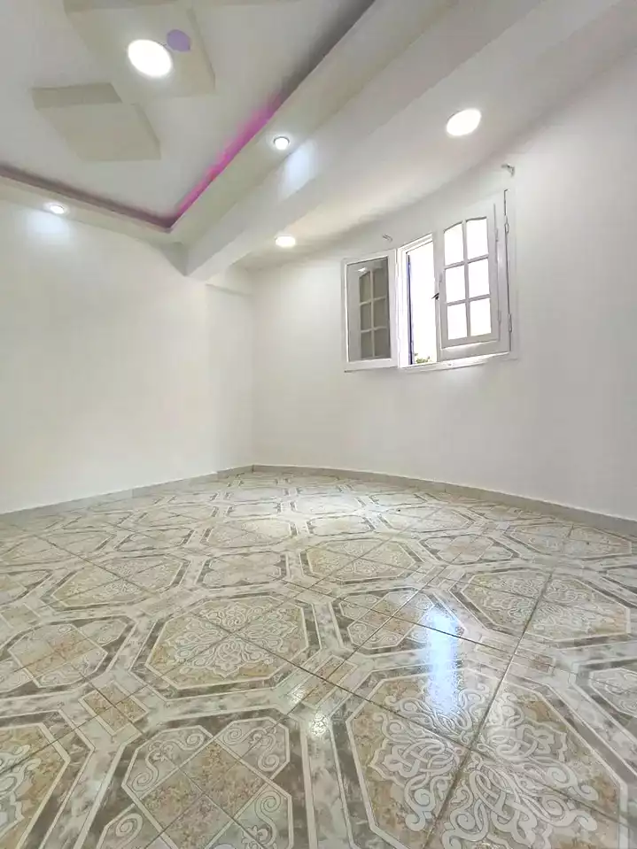 https://aqarmap.com.eg/ar/listing/7242373-for-sale-alexandria-al-agamy-shataa-el-nakheel