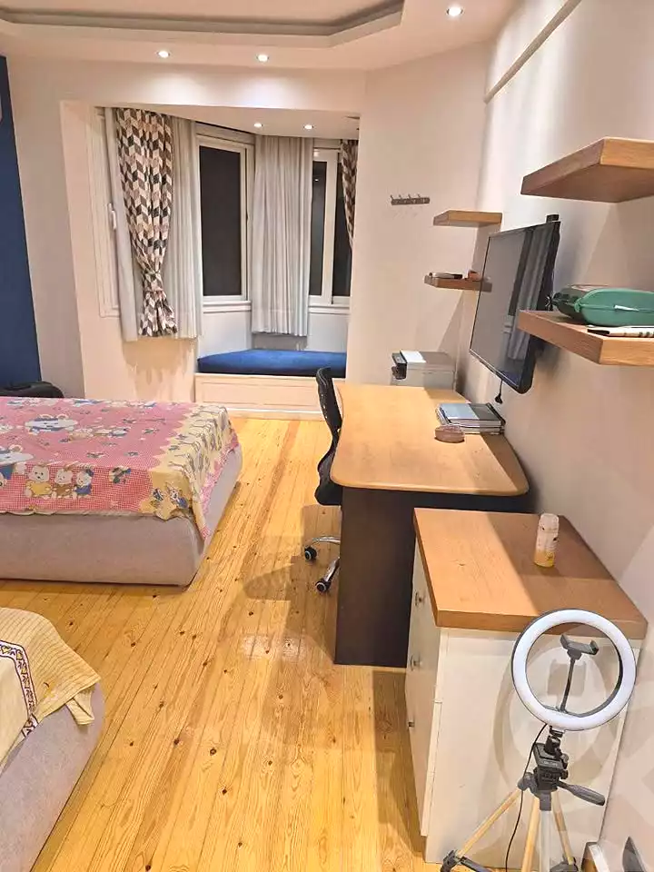 https://aqarmap.com.eg/en/listing/7242425-for-sale-alexandria-tharwat