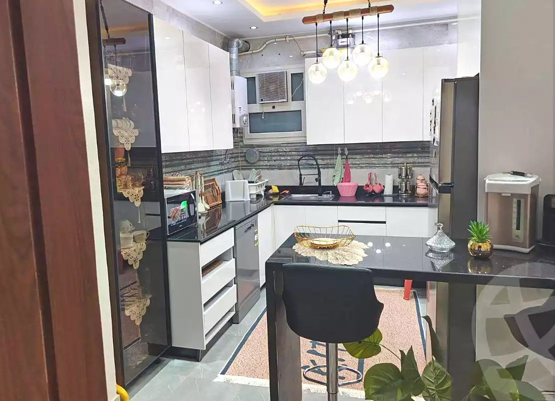 https://aqarmap.com.eg/en/listing/7242486-for-sale-cairo-15th-of-may-Neighbourhood 10