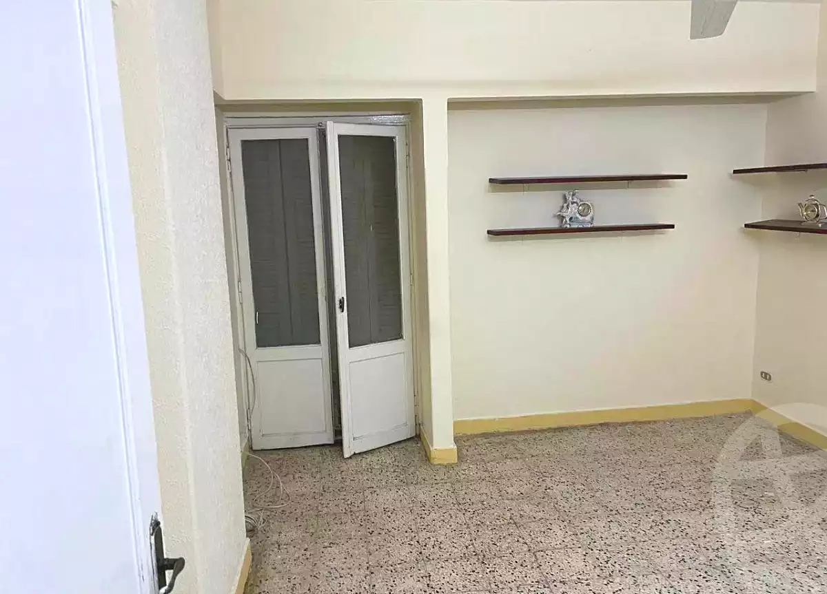 https://aqarmap.com.eg/ar/listing/7243023-for-rent-alexandria-el-asafra-l-sfr-bhry