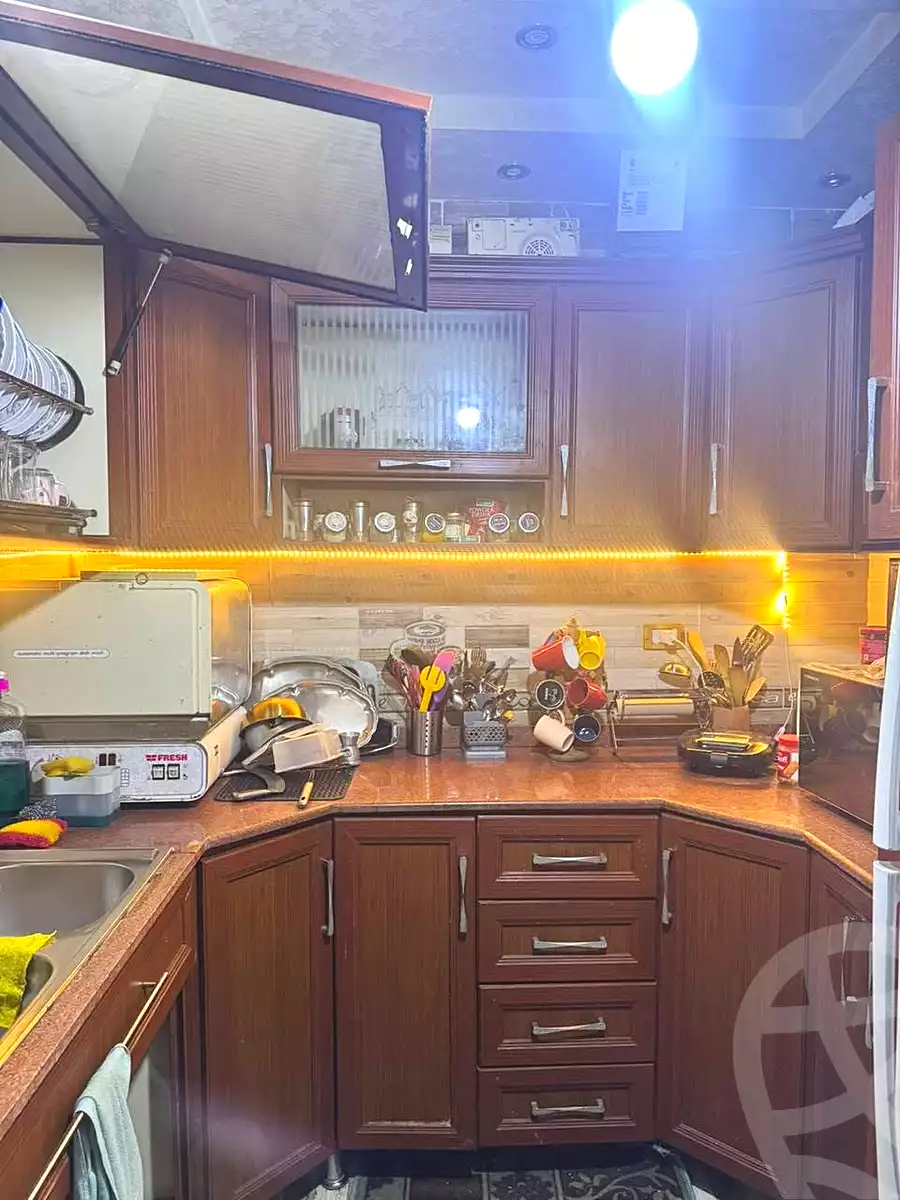 https://aqarmap.com.eg/en/listing/7243075-for-rent-cairo-helwan-helwan-el-sharkeya-borhan-st