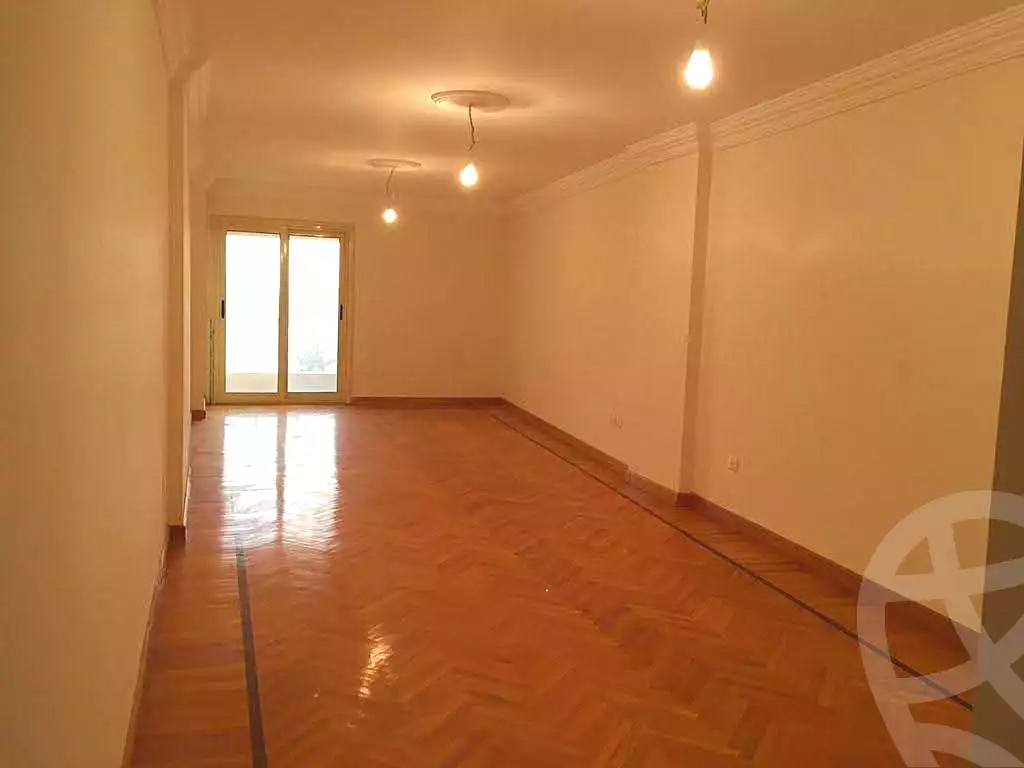 https://aqarmap.com.eg/en/listing/7243546-for-rent-alexandria-kafr-abdo-sant-giyn-st