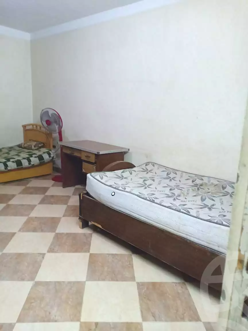 https://aqarmap.com.eg/ar/listing/7244039-for-rent-cairo-6th-of-october-el-ahyaa-neighborhood-2nd-divided-from-al-kafrawei-st
