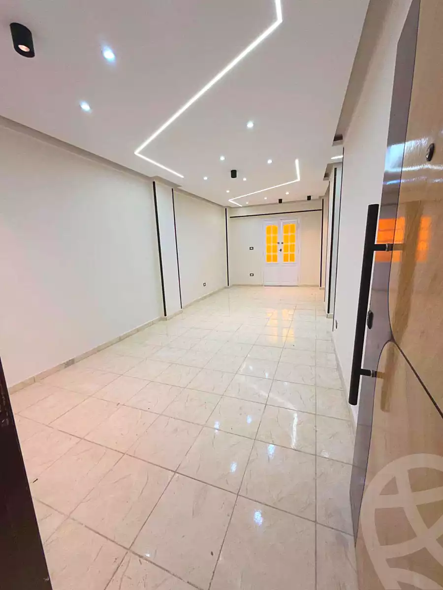 https://aqarmap.com.eg/ar/listing/7244067-for-sale-alexandria-lsywf-el-falki